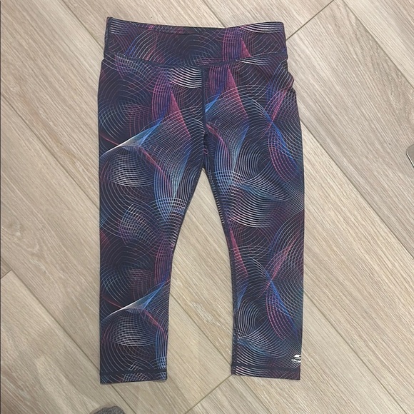 Skechers Blue and Purple Geometric Capri Leggings - Picture 1 of 7